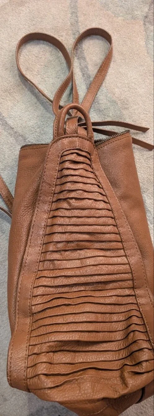 Excellent condition Kooba brown leather convertible hobo slouch purse/backpack